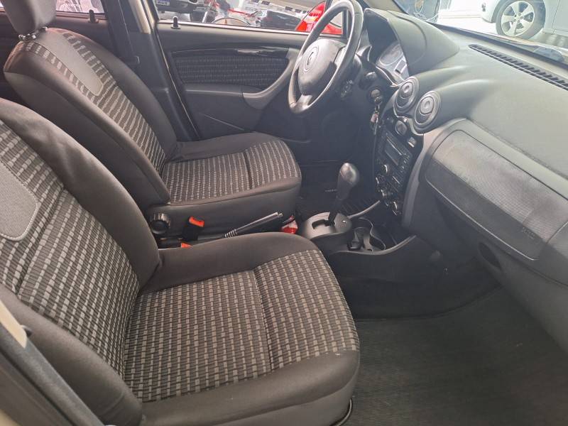 RENAULT - SANDERO - 2011/2012 - Bege - R$ 37.900,00