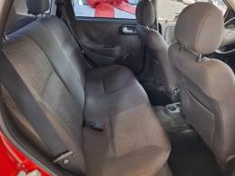 CHEVROLET - CORSA - 2010/2011 - Vermelha - R$ 33.900,00
