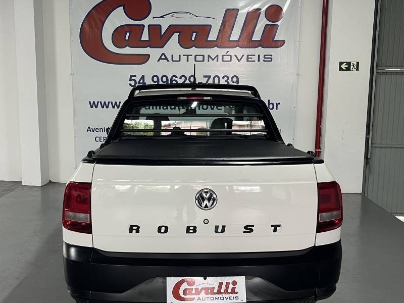 VOLKSWAGEN - SAVEIRO - 2020/2021 - Branca - R$ 69.900,00