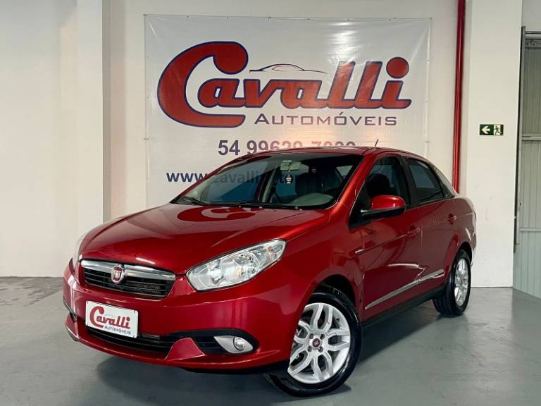 FIAT - GRAND SIENA - 2014/2015 - Vermelha - R$ 41.900,00