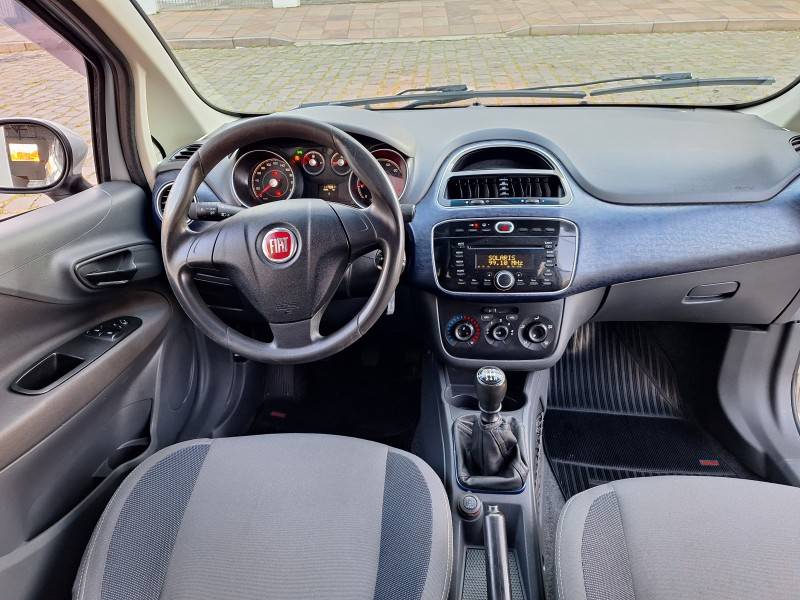 FIAT - PUNTO - 2012/2013 - Prata - R$ 39.900,00