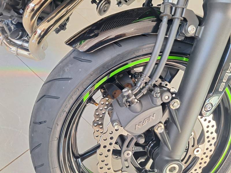 KAWASAKI - Z650 SE - 2021/2022 - Verde - R$ 43.900,00
