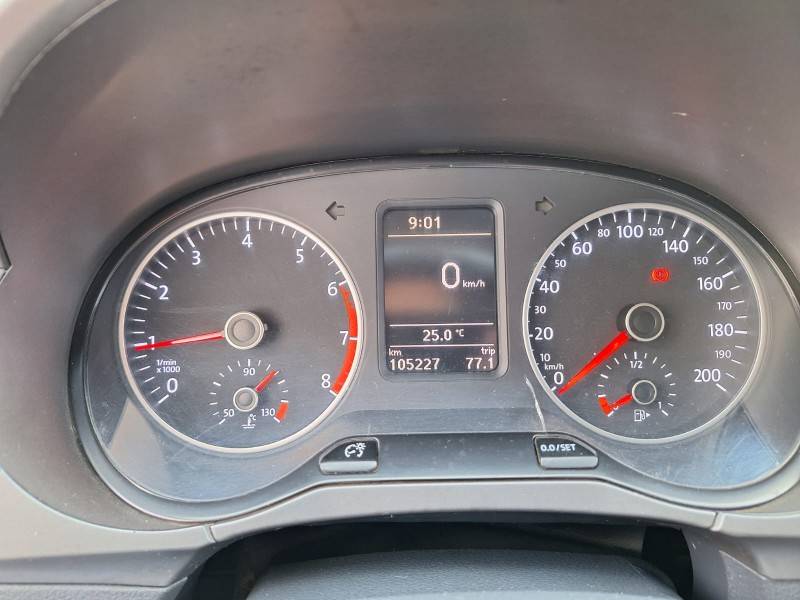 VOLKSWAGEN - FOX - 2015/2016 - Preta - R$ 47.900,00