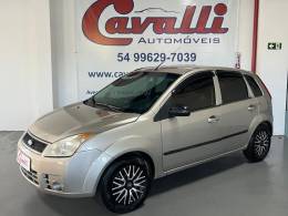 FORD - FIESTA - 2007/2008 - Prata - R$ 19.900,00