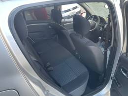 RENAULT - SANDERO - 2012/2012 - Prata - R$ 33.900,00