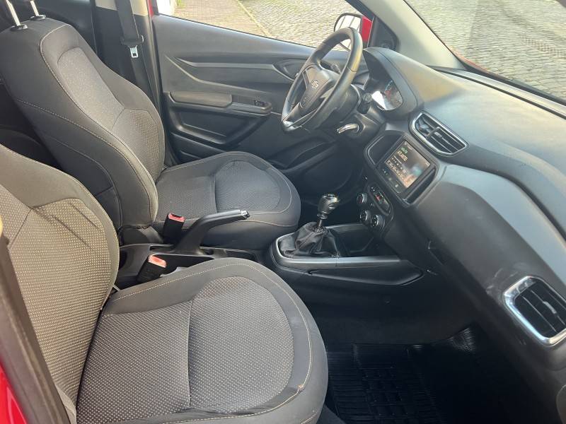 CHEVROLET - ONIX - 2012/2013 - Vermelha - R$ 44.900,00