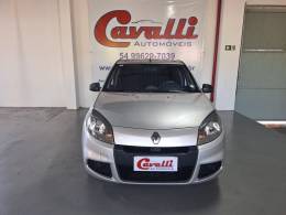 RENAULT - SANDERO - 2013/2014 - Prata - R$ 34.900,00