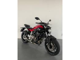 YAMAHA - MT - 2015/2016 - Vermelha - R$ 37.900,00