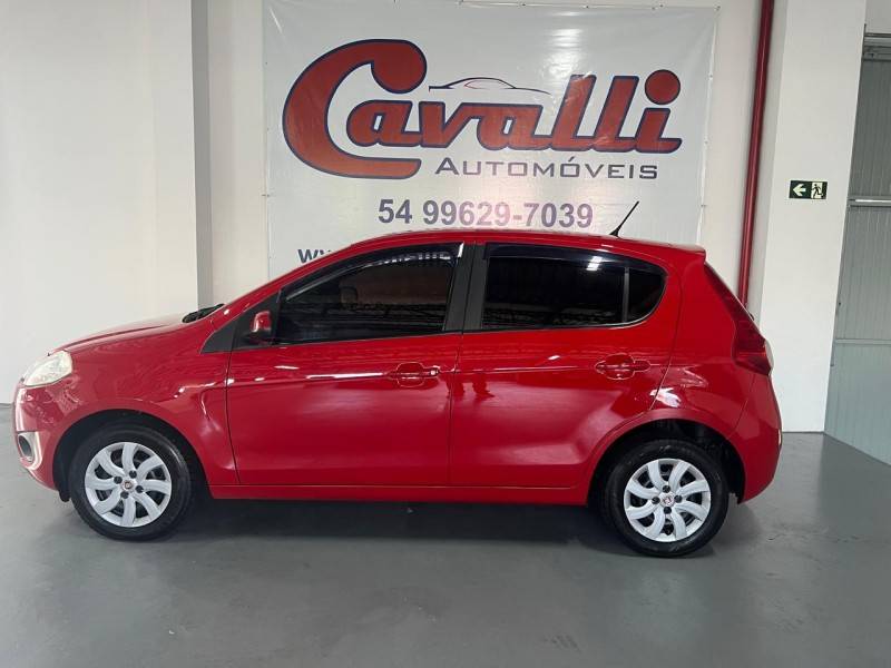 FIAT - PALIO - 2013/2014 - Vermelha - R$ 33.900,00