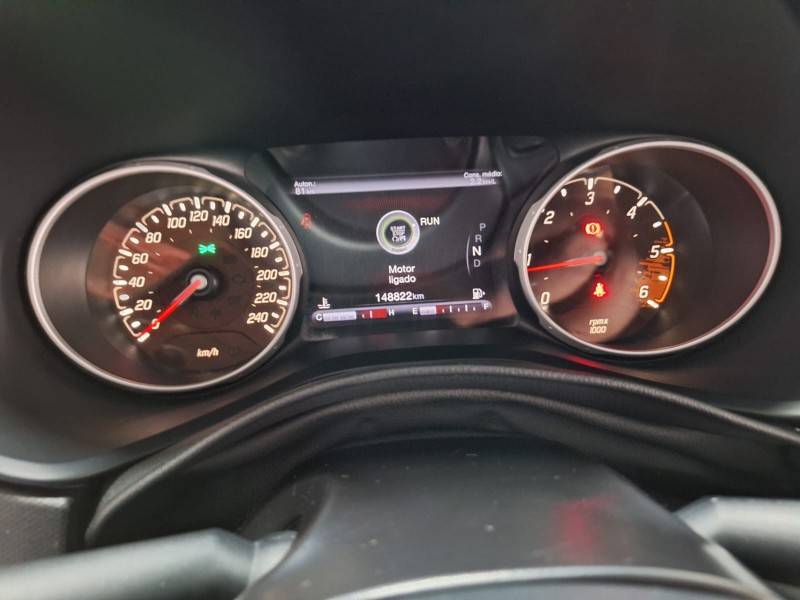 FIAT - TORO - 2016/2017 - Preta - R$ 100.900,00