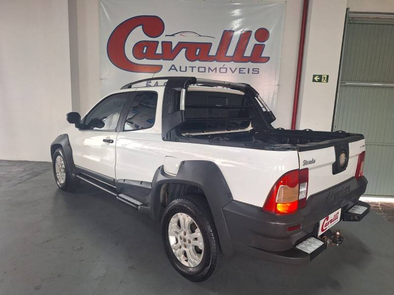 FIAT - STRADA - 2012/2012 - Branca - R$ 51.900,00