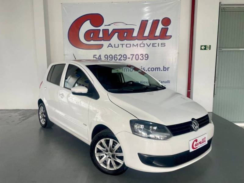 VOLKSWAGEN - FOX - 2011/2011 - Branca - R$ 32.900,00
