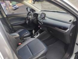 CHEVROLET - TRACKER - 2020/2021 - Prata - R$ 104.900,00