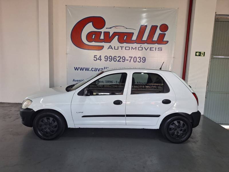 CHEVROLET - CELTA - 2008/2009 - Branca - R$ 23.900,00
