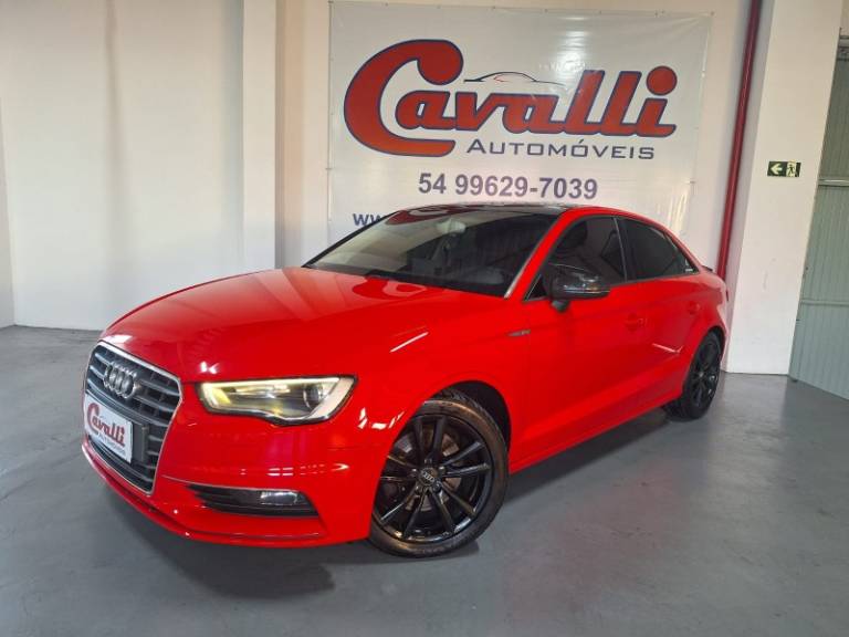 AUDI - A3 - 2014/2015 - Vermelha - R$ 89.900,00