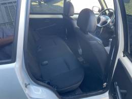FIAT - UNO - 2009/2010 - Branca - R$ 23.900,00