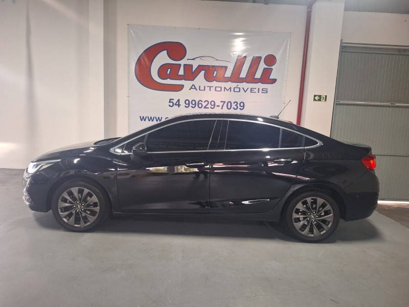CHEVROLET - CRUZE - 2017/2018 - Preta - R$ 91.900,00