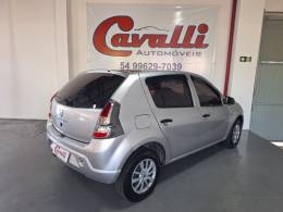 RENAULT - SANDERO - 2013/2014 - Prata - R$ 34.900,00