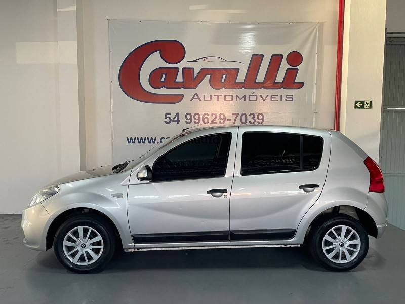 RENAULT - SANDERO - 2012/2012 - Prata - R$ 33.900,00