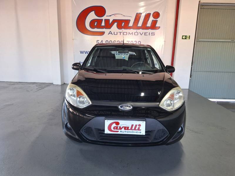 FORD - FIESTA - 2010/2011 - Preta - R$ 32.900,00