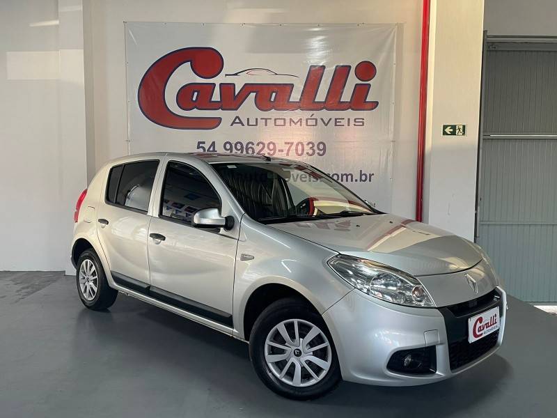 RENAULT - SANDERO - 2012/2012 - Prata - R$ 33.900,00