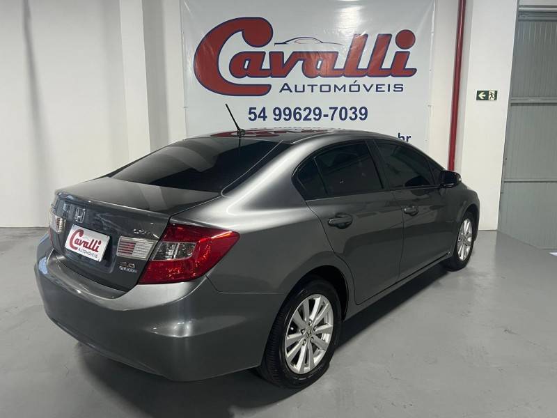 HONDA - CIVIC - 2013/2014 - Cinza - R$ 73.900,00
