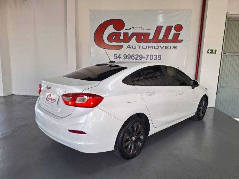 CHEVROLET - CRUZE - 2017/2017 - Branca - R$ 82.900,00