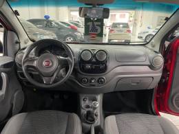 FIAT - PALIO - 2014/2015 - Vermelha - R$ 39.900,00
