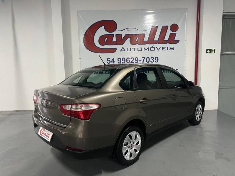 FIAT - GRAND SIENA - 2014/2015 - Cinza - R$ 40.900,00