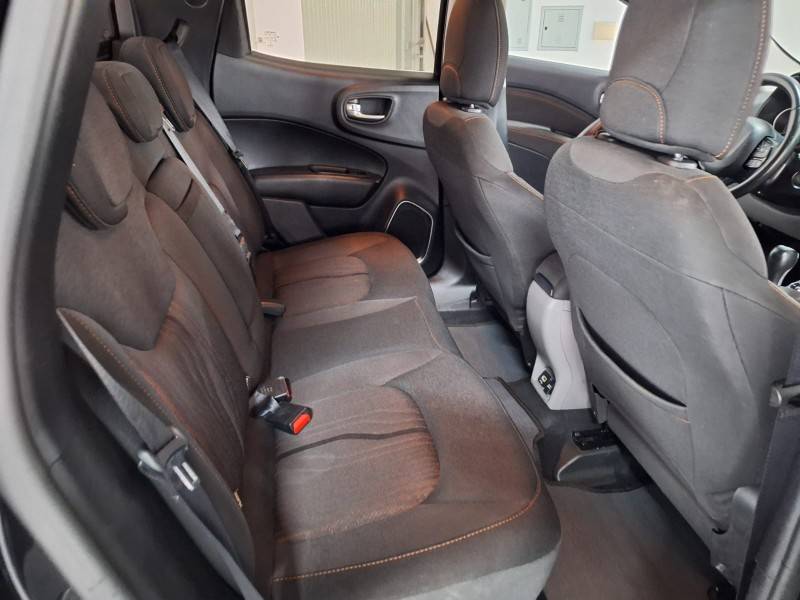 FIAT - TORO - 2016/2017 - Preta - R$ 100.900,00