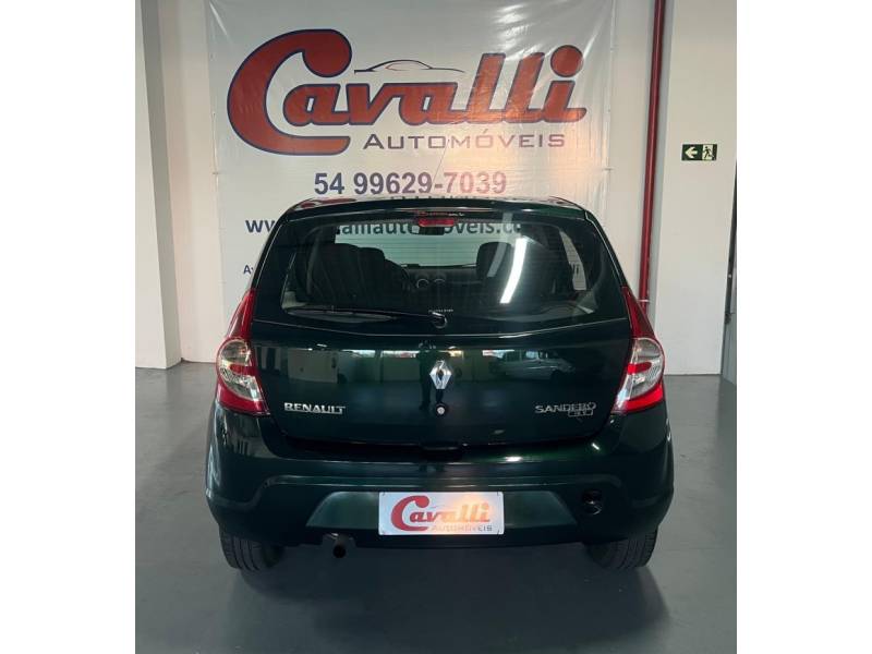 RENAULT - SANDERO - 2011/2011 - Verde - R$ 23.900,00