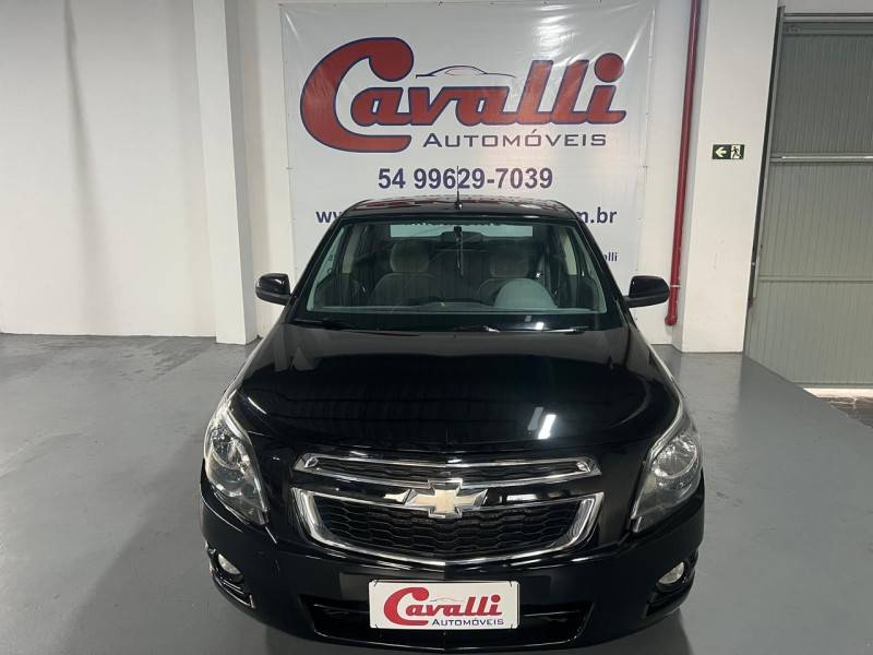 CHEVROLET - COBALT - 2013/2014 - Preta - R$ 44.900,00
