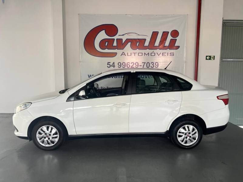 FIAT - GRAND SIENA - 2017/2018 - Branca - R$ 43.900,00