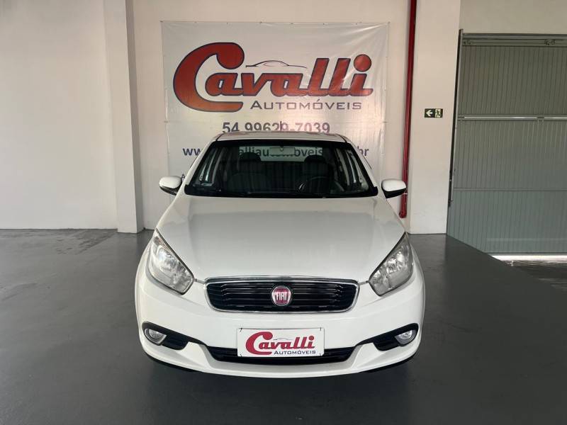 FIAT - GRAND SIENA - 2017/2018 - Branca - R$ 43.900,00