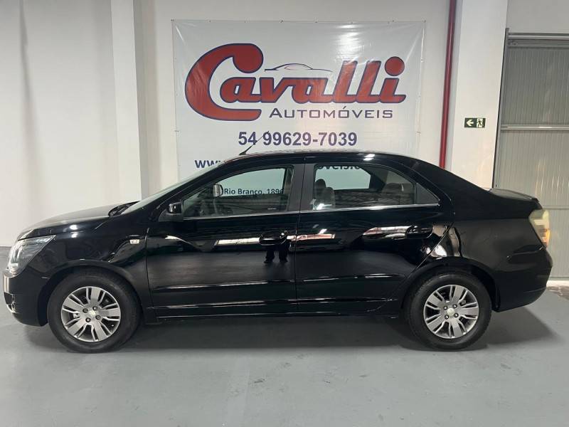 CHEVROLET - COBALT - 2013/2014 - Preta - R$ 44.900,00
