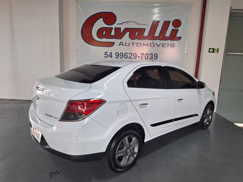 CHEVROLET - PRISMA - 2014/2015 - Branca - R$ 56.900,00