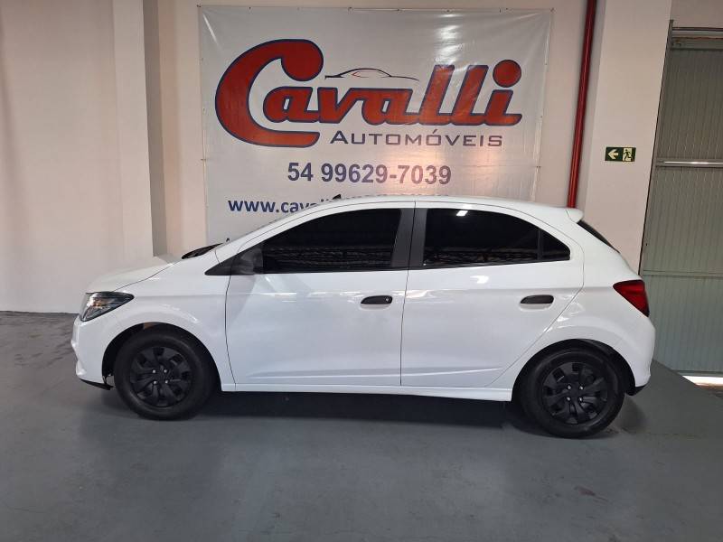 CHEVROLET - ONIX - 2019/2019 - Branca - R$ 52.900,00