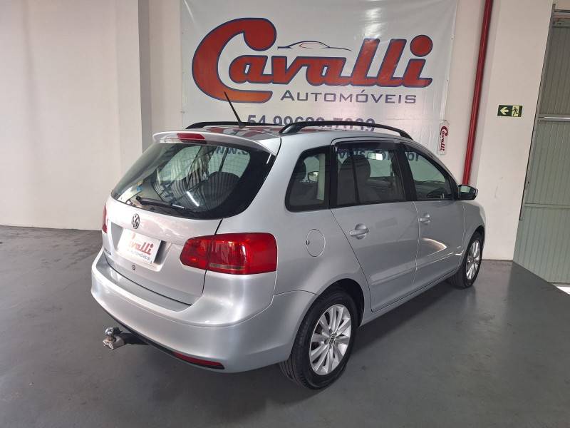VOLKSWAGEN - SPACEFOX - 2012/2012 - Prata - R$ 40.900,00