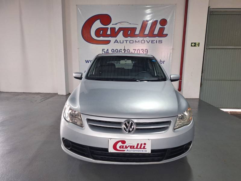 VOLKSWAGEN - GOL - 2010/2011 - Prata - R$ 28.900,00