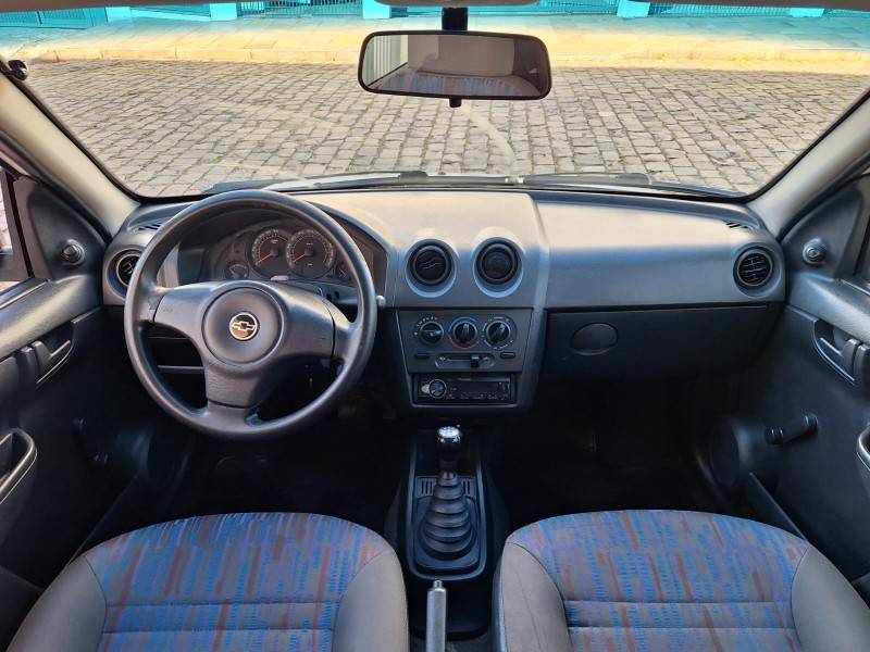 CHEVROLET - CELTA - 2008/2009 - Branca - R$ 23.900,00