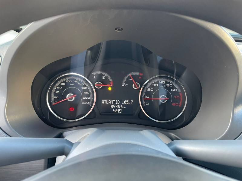 FIAT - PALIO - 2014/2014 - Prata - R$ 38.900,00
