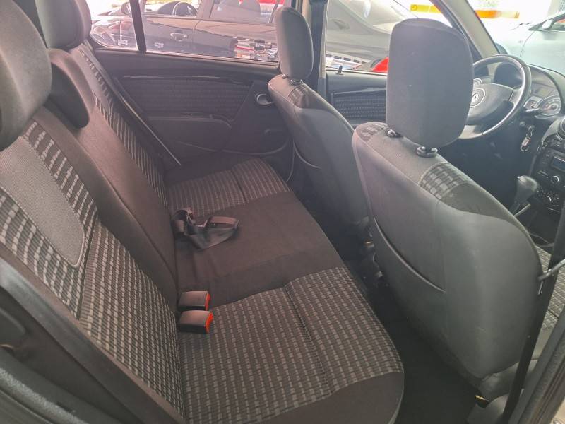 RENAULT - SANDERO - 2011/2012 - Bege - R$ 37.900,00