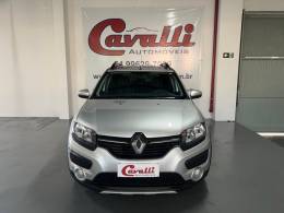 RENAULT - SANDERO - 2015/2015 - Prata - R$ 45.900,00
