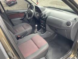 RENAULT - SANDERO - 2012/2013 - Verde - R$ 41.900,00