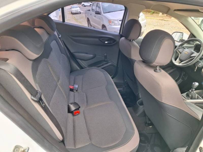 CHEVROLET - PRISMA - 2014/2015 - Branca - R$ 49.900,00