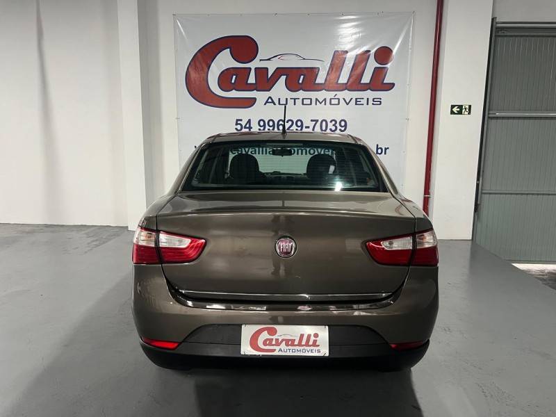 FIAT - GRAND SIENA - 2014/2015 - Cinza - R$ 40.900,00