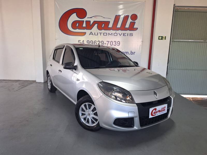 RENAULT - SANDERO - 2013/2014 - Prata - R$ 34.900,00