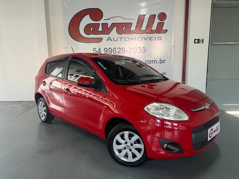 FIAT - PALIO - 2013/2014 - Vermelha - R$ 33.900,00
