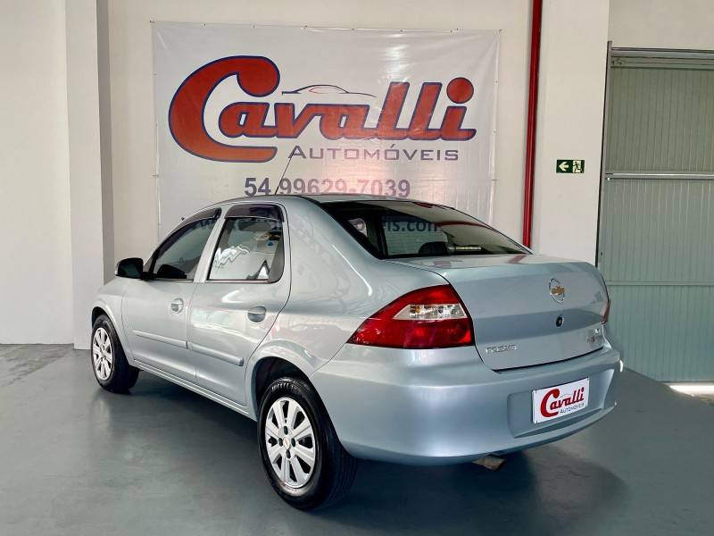 CHEVROLET - PRISMA - 2008/2009 - Prata - R$ 29.900,00