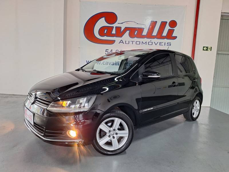 VOLKSWAGEN - FOX - 2015/2016 - Preta - R$ 47.900,00